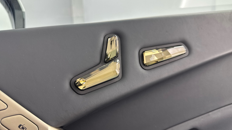 BMW iX 240kW xDrive40 M Sport 76.6kWh 5dr Auto Electric Estate